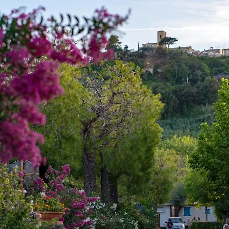 Inviting In Fermo Directly On The Sea * Torre di Palme